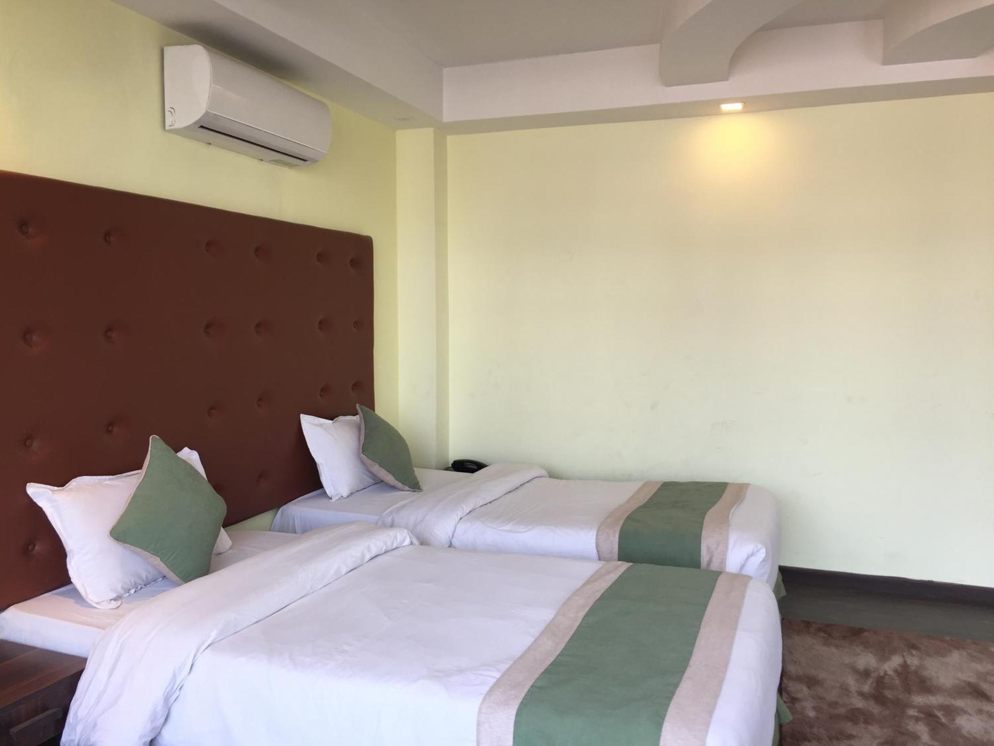 Hotel Serenity Katmandu Dış mekan fotoğraf